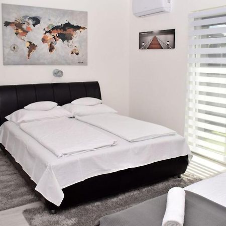 Trendi Apartman Siófok Buitenkant foto