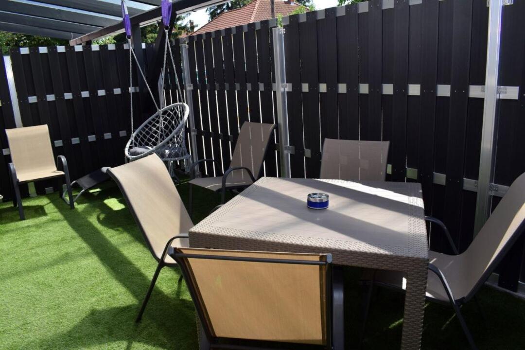 Trendi Apartman Siófok Kamer foto